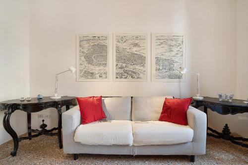 Biennale Apartment near San Marco - image 2