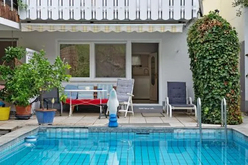 Ferienwohnung Poolblick in Waldkirch, Deutschland