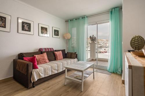 WELCS APARTAMENTO 339 EMP con terraza y vista al c