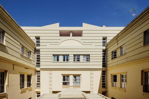 Conde Center Premium Suites - image 2