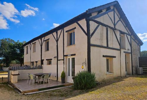 Exterior view, Gite il etait une fois in Sainte-Sabine-Born