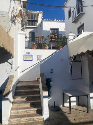 Paradise in Mijas Pueblo - image 3
