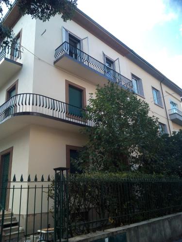 Villa Giove alla stazione - Prato - Santa Cristina in Pilli