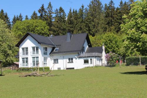 Exterior view, Ferienwohnungen Zum Hasenbahnhof in Kirchhundem