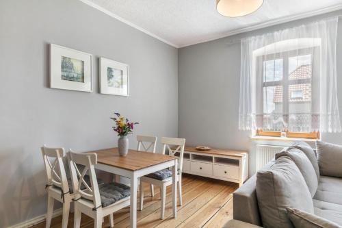 Viesnīcas āriene, Ferienwohnung mit großem Garten in Lindow