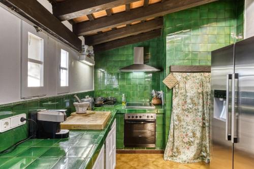 virtuve, Masia Mimosa Pool house in Darnius