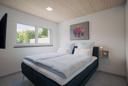 2 bedrooms, 2 beds