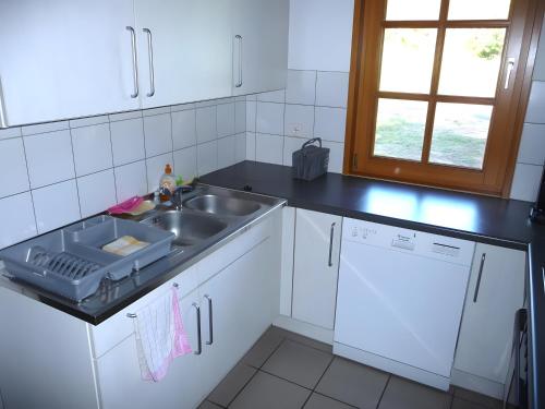virtuve, Maison Sulz in Montendre