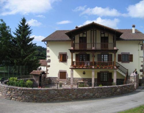 Exterior view, Matxingonea 1 in Urdazubi/Urdax