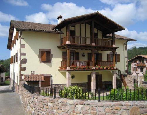 Exterior view, Matxingonea 1 in Urdazubi/Urdax
