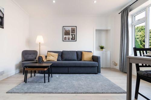 Free Parking & WiFi Near St Andrews Leven Beach in Buckhaven