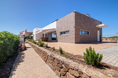 Sunrise House gîte à louer Corte Besteiros