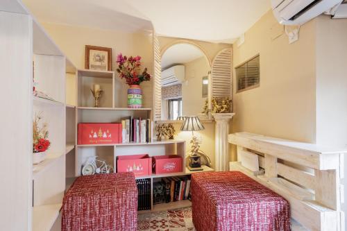 Apartamento Trajano Casco Antiguo - image 2
