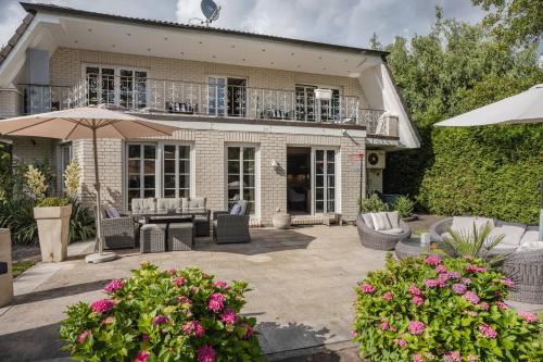 Traumhaus Whirlpool Sauna Grill, Hamburgo (foto 6)