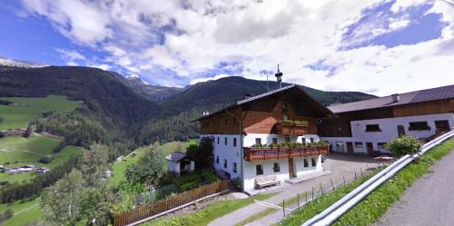  Oberhöher Apt Talblick in Sankt Peter im Ahrntal