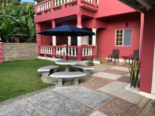 Baywatch Apartments in Castara
