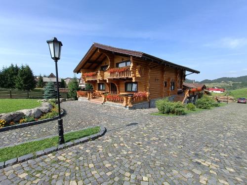Pensiunea Casa Schiorilor in Fundata