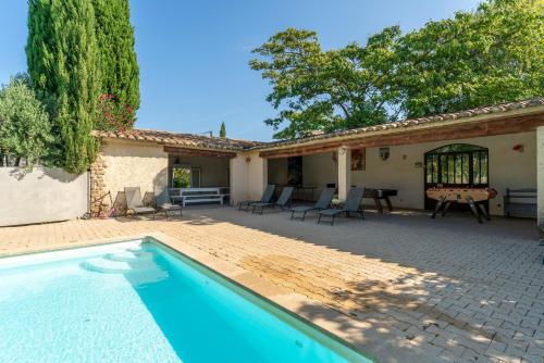 Viesnīcas āriene, Grand gîte de Tante Berthe (Grand gite de Tante Berthe) in Camaret-Sur-Aigues