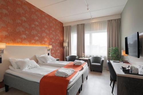 1 queen bed