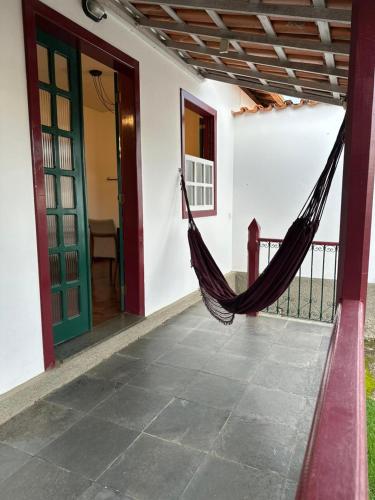 Ieeja, 2 Quartos-casa toda-50 M área central e histórica (2 Quartos-casa toda-50 M area central e historica) in Santa Barbara (Minas Gerais)