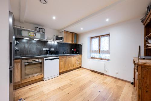 Kitchen, La source in Brides-les-Bains
