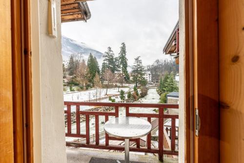 Exterior view, La source in Brides-les-Bains