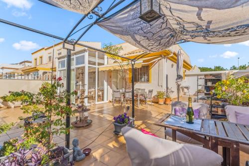Seaside House in El Mojon
