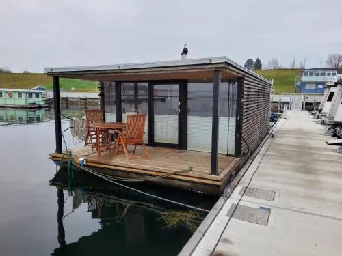 Hausboot Geiselruh in Braunsbedra, Deutschland