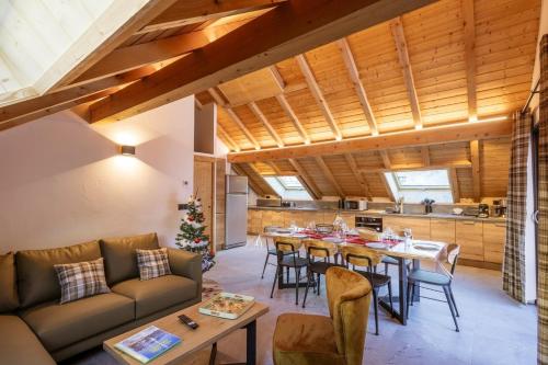 4 bedrooms, 5 beds