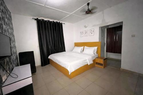 Gulta, Elite Hotel in Agbor