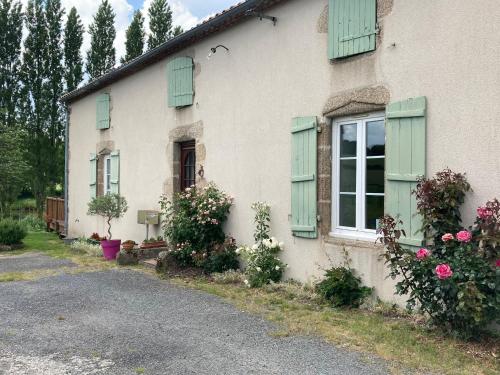 Castanea, Chambres d'Hôtes chambre d'hôte Gite de la Pommeraie