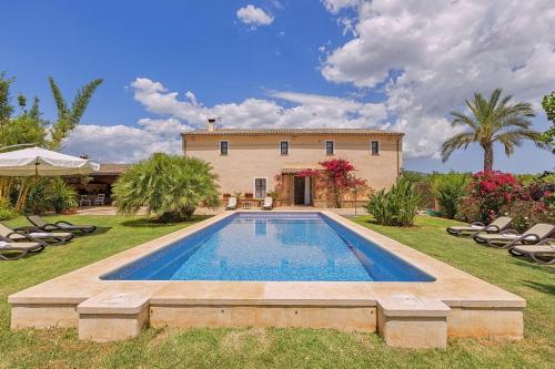 Finca Antonio, Búger