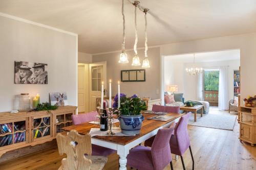 Lina Room Type - Two-Bedroom Deluxe Apartment with Garden View