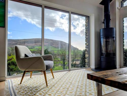 Spacious detached house with stunning views in Preston Patrick