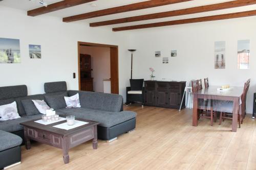 Landhaus Katharina Fewo Richardt – khách sạn tại Westerdeichstrich