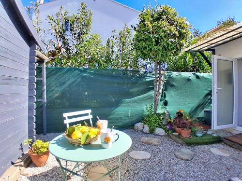 Studio Studio La Provence by Interhome