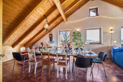 Viesnīcas āriene, Das kleine Paradies in Purgen
