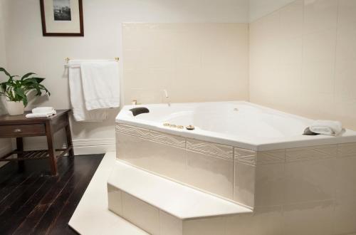 莫尔顿公园地产 - 别墅山林小屋