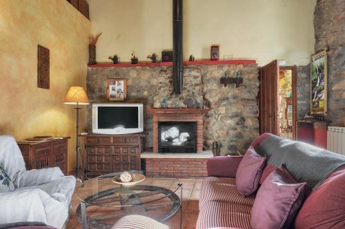 3 bedrooms, 6 beds