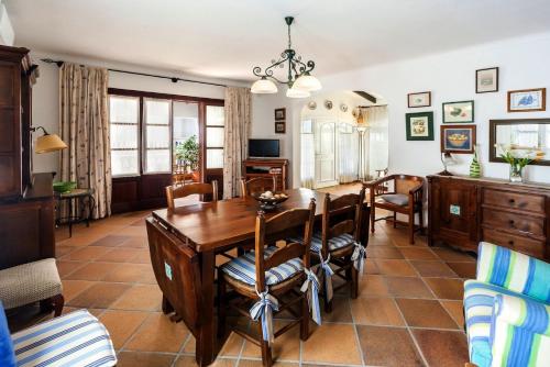 Villa Amorós - image 3