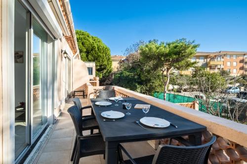Courtille sur Mer - port de Frejus
