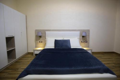 Hotel Rolex - image 2
