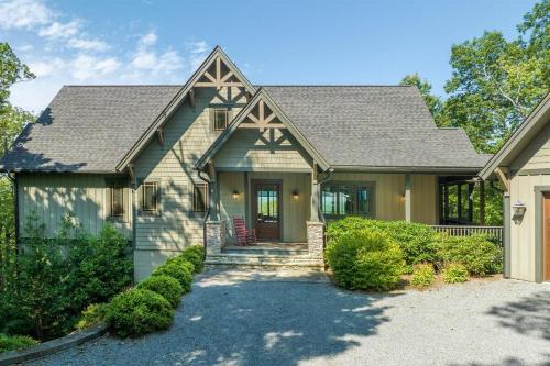 Maple Cottage in Sutton Knob in Pisgah Forest, USA