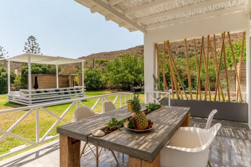Ow Andros Suite 5,Private Whirlpool, Андрос (фото 10)