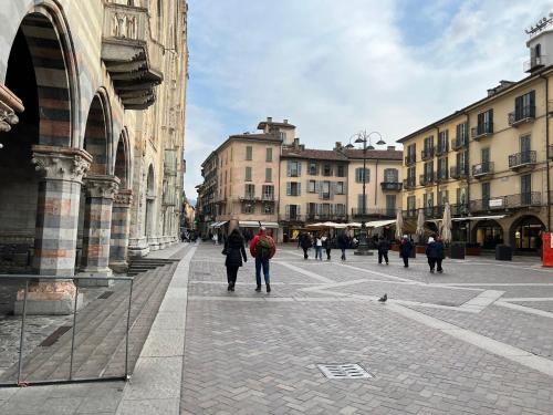 Appartamento nel Centro di Como - image 2