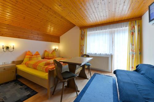 Chalet Klösterle – Klösterle, KS