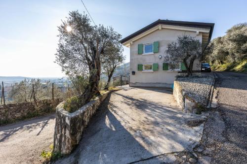 Exterior view, La Casa In Collina Con Vista in Marzana