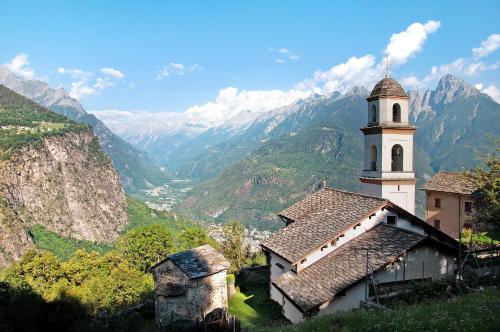  Sweet Somma Mountain Lodge 2 in San Guglielmo