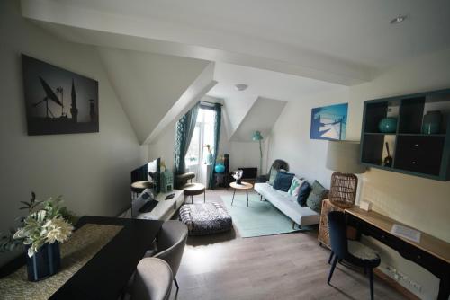 Downtown Historical House with Renovated apartments free P near in 奧勒松