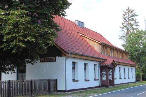 Vierburg Butzow - Warnow